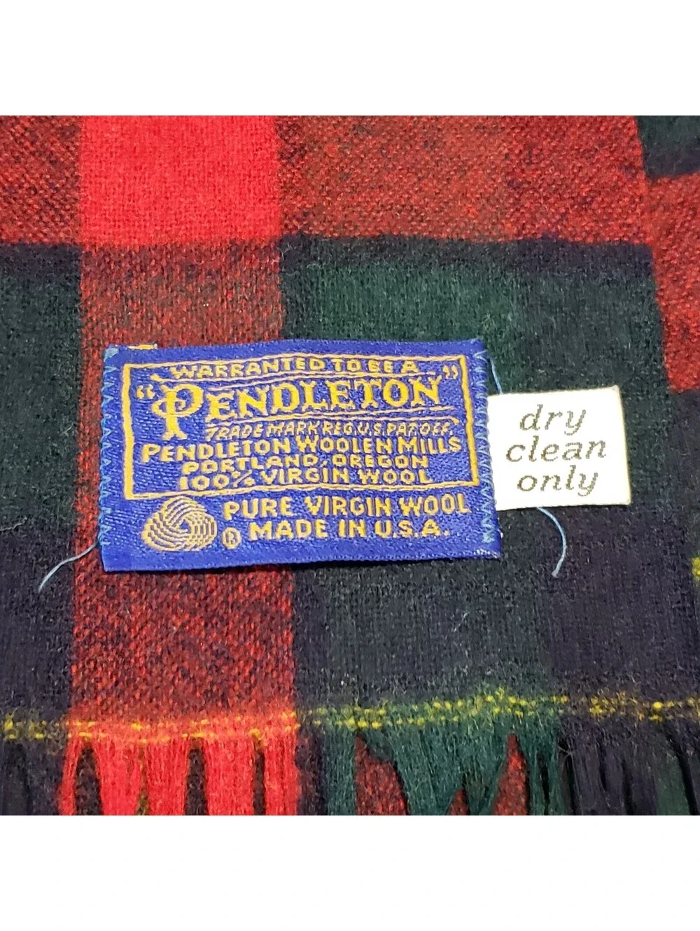 Pendleton 100% Virgin Wool Scarf Red Green Blue Plaid Tartan Fringe USA 51x12